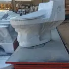 يوجد كراسي حمام مقاس 25بحاله ممتازه وبلاط كميات وسعر يختلف