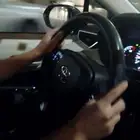 مدرب قيادة السيارات