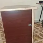 طاولة اغراض نضيفه وجديده استخدام قليل جدا