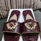 أحذيه للبيع