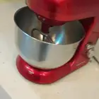 عجانه مستخدمه من السيف مع غلايه مويه من السيف