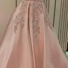 فستان ملكة للبيع السعر600