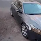 يوجد لدينا قطع غيار هوندا اكورد 2008