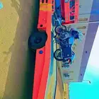 سطحه الدرب