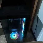للبيع جهاز كمبيوتر قوى قيمنق (Gaming PC) مع شاشة LG 4K