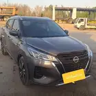 نيسان كيكس مصدوم