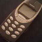 نوكيا معه الشاحن وله فك الجهاز