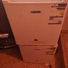 ثلاجة صغيرة
