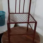 خمسه جلاسي وطاوله حديد كبيره طقم وثلاجه واثنين كراسي نوم