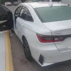 للتنازل مجانا يارس 2024 فئة y plus لون لؤلؤي