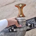 للبيع خنجر عماني قديم والراس وتر