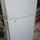 ثلاجه للبيع مستعمله عله السوم كهرباء 110