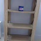 مكتبة صغيرة.