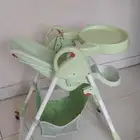 عربة اطفال متحركة