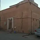 بيت شعبي في حي القطار علي شارعين بالخرج للبيع