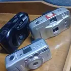 العدد ثلاثه كمرات متنوع قديمه العرض كلها الثلاثه جمله تباع
