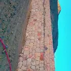 معلم بنا الحجر الطبيعي