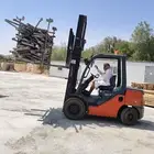 رافعه شوكيه لتحميل وتنزيل التريلات والكنتينرات والايجارات