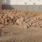 مقوال حفر وترحيل التراب والحجر والمخالفات تريلات