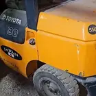 رافعه فور كلفت شوكيه حركتين مديل 2005 3طن للبيع