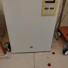 ثلاجه للبيع صغيره