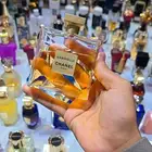 تشكيلة واسعة من عطور النيش