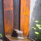 شلالات مائية واحواض زراعية ونافورات