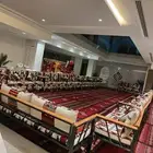 يوجد لدينا تاجير كراسي وطاولات جلسات شعبية وكنب