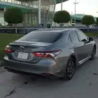 Camry hybrid le