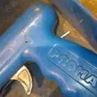 مسدس مسامير نظيف