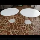 طاولات من ايكيا