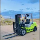رافعه شوكية سكين فوركلفت للايجار