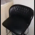 كرسي جلد جديد من هوم سنتر القواعد استيل