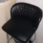 كرسي جلد من هوم سنتر جديد