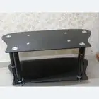 طاولة. زجاج.لون اسود