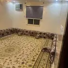 3 شقق للايجار السنوي خلف المستشفى الألماني