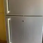 ثلاجه تبريد وتجميد نظيف داخليه وخارجيه