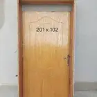 بيبان خشب نظيفه عدد ( 2 ) مع الحلوق