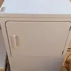 . نشافه ملابس أمريكي
