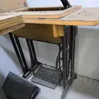 رجل مكنه خياطه عايدي