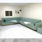 كنب حرف ال مع ستارة نظيفه جدا وكلو نظيف ومغسول بيطلع 8متر