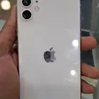 آيفون 11   256GB   نسبة البطارية  75 اللون  أبيض