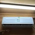 اثاث من طقم كنب واثنين مكيف وغساله واثنين مكيف وغسالة صحون