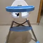 كرسي وسرير وعربة أطفال للبيع