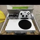 2 اجهزه اكس بوكس اكس بوكس سيريس اس ووو اكس بوكس 360