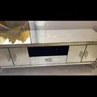 كومدينه او طاوله قزاز