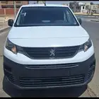 بيجو باتنر للايجار تاجير فانات بضاعه ايجار شهري وسنوي