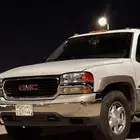 جي ام سي 2005 نضيف