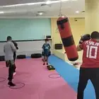 مدرب كيك بوكس ولياقه بدنيه