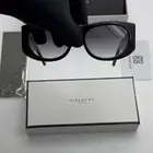 نظارات جيفنشي